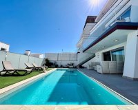 Resale - Villa - Orihuela Costa - Villamartin