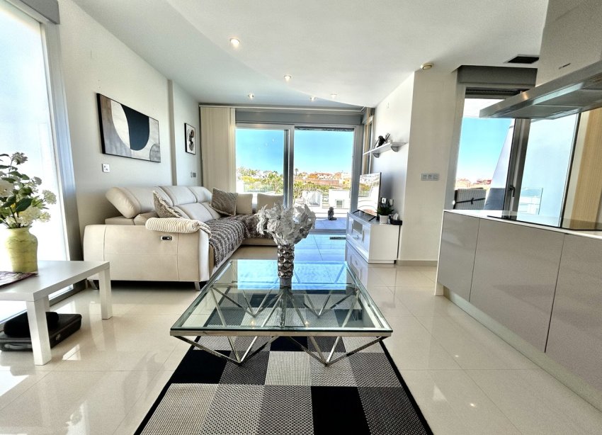 Resale - Villa - Orihuela Costa - Villamartin