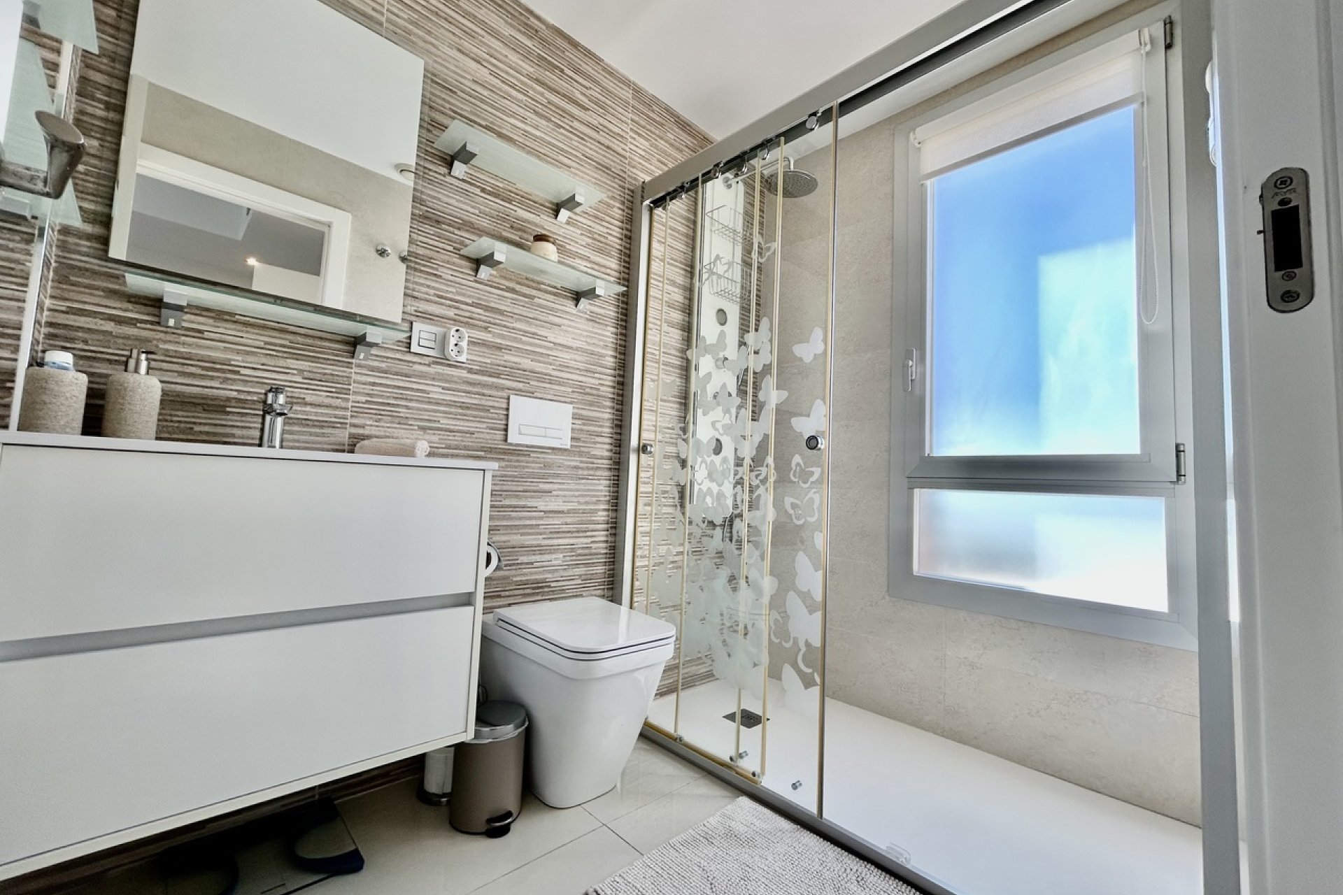 Resale - Villa - Orihuela Costa - Villamartin