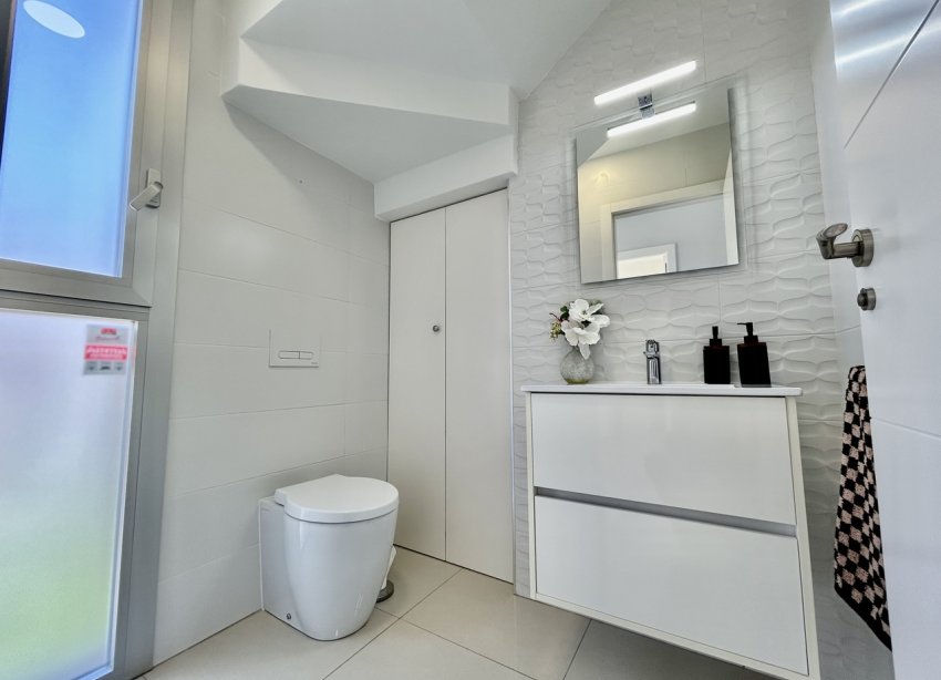 Resale - Villa - Orihuela Costa - Villamartin