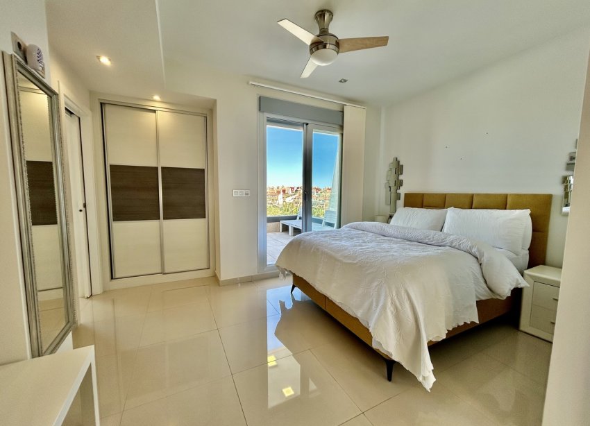 Resale - Villa - Orihuela Costa - Villamartin