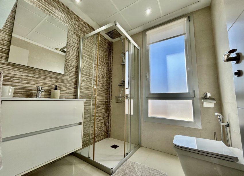 Resale - Villa - Orihuela Costa - Villamartin