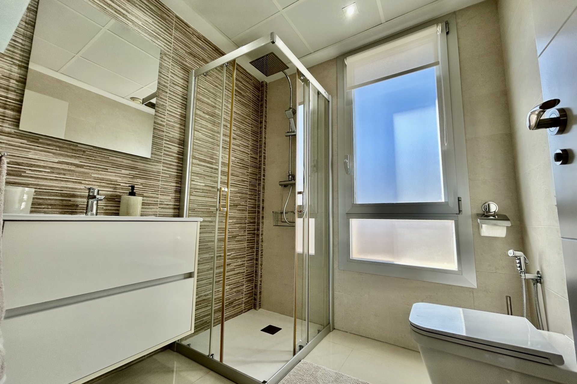 Resale - Villa - Orihuela Costa - Villamartin