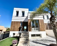 Resale - Villa - Orihuela Costa - Villamartin