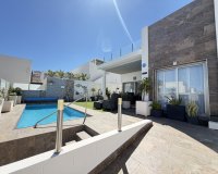 Resale - Villa - Orihuela Costa - Villamartin