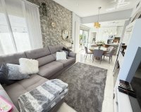 Resale - Villa - Orihuela Costa - Villamartin