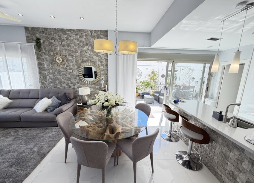 Resale - Villa - Orihuela Costa - Villamartin