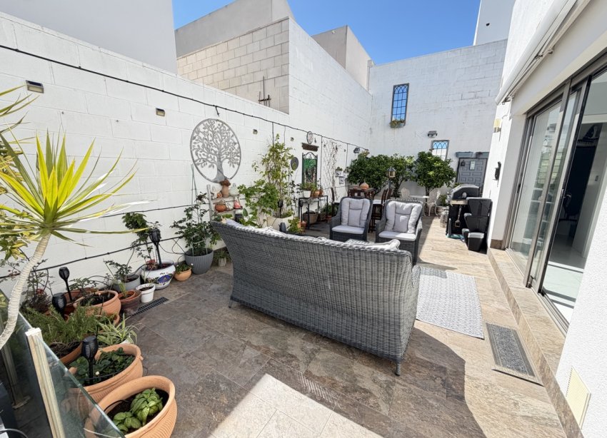 Resale - Villa - Orihuela Costa - Villamartin