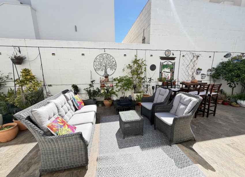 Resale - Villa - Orihuela Costa - Villamartin