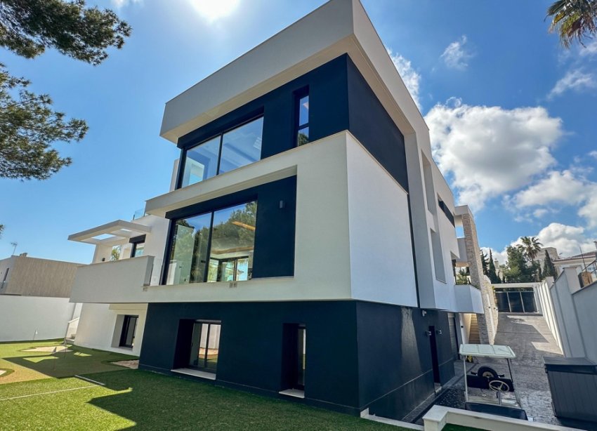 Resale - Villa - Orihuela Costa - Villamartin