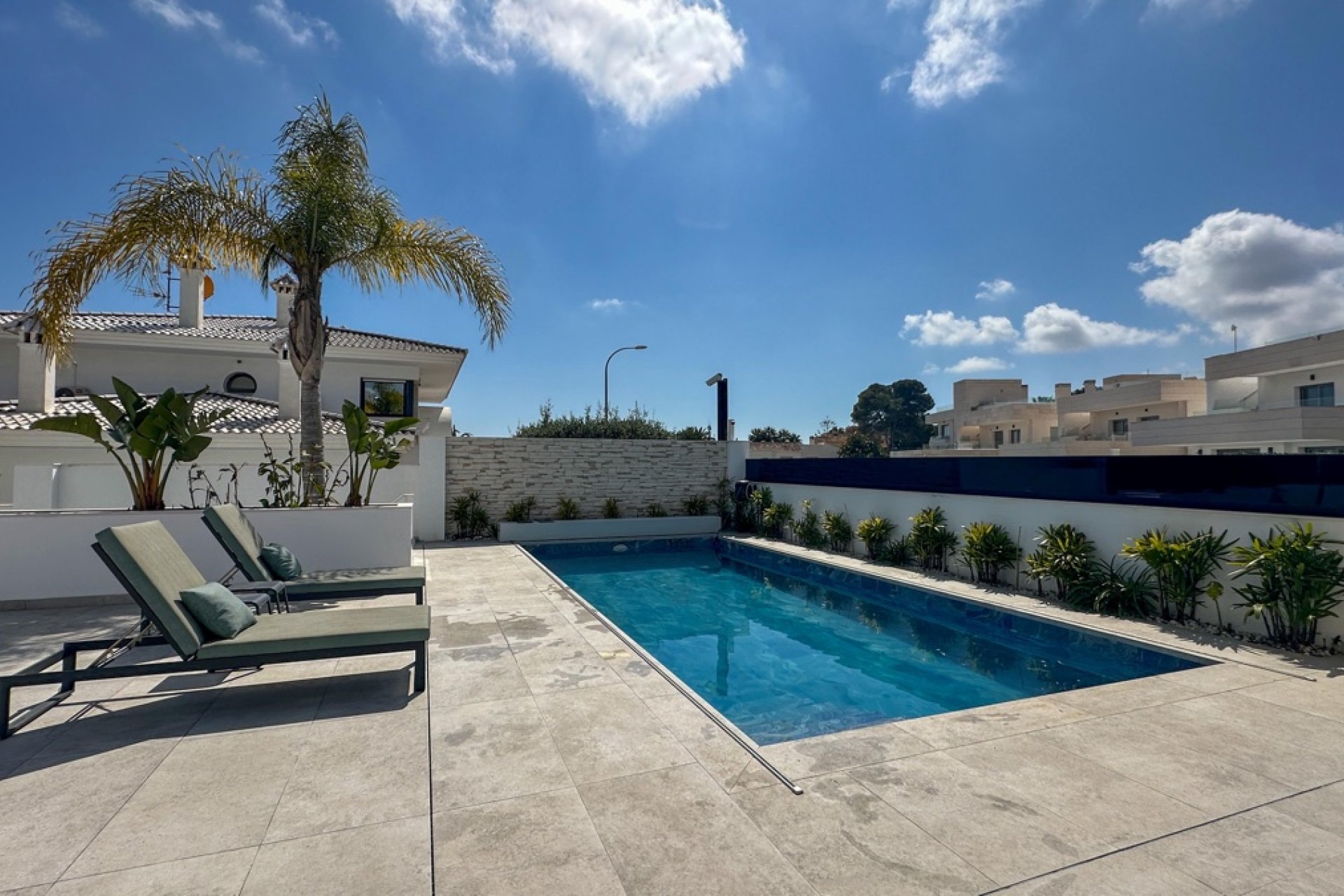 Resale - Villa - Orihuela Costa - Villamartin