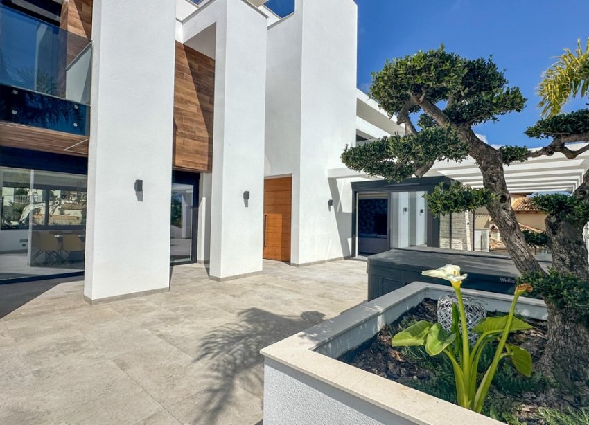 Resale - Villa - Orihuela Costa - Villamartin