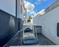 Resale - Villa - Orihuela Costa - Villamartin