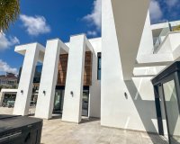 Resale - Villa - Orihuela Costa - Villamartin