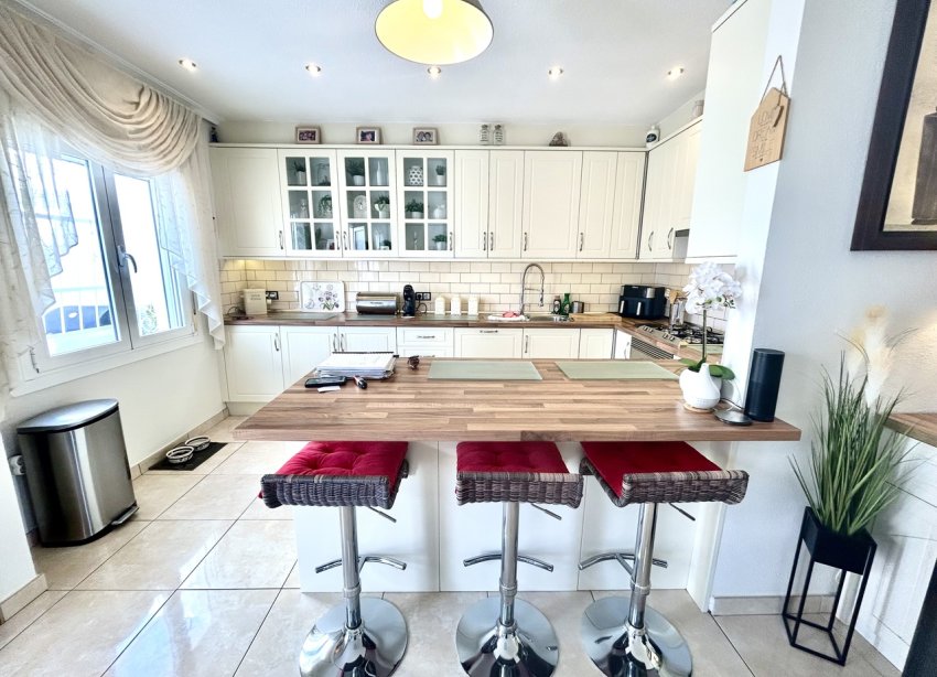 Resale - Villa - Orihuela Costa - Villamartin