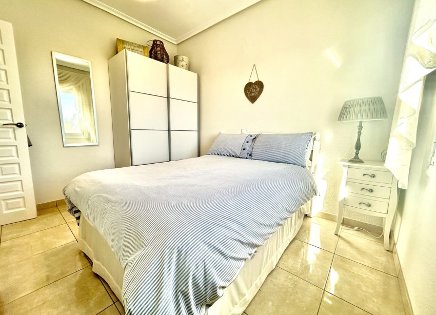 Resale - Villa - Orihuela Costa - Villamartin