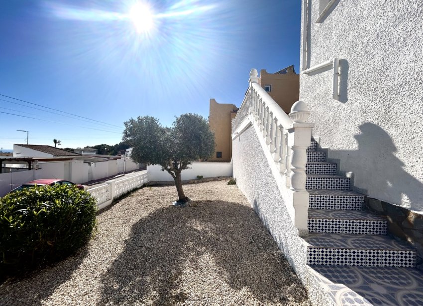 Resale - Villa - Orihuela Costa - Villamartin