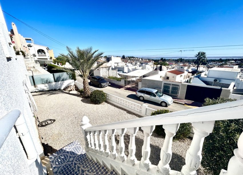 Resale - Villa - Orihuela Costa - Villamartin