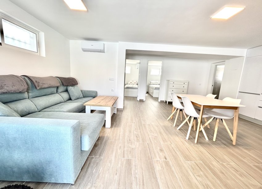 Resale - Villa - Orihuela Costa - Villamartin