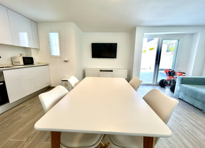 Resale - Villa - Orihuela Costa - Villamartin