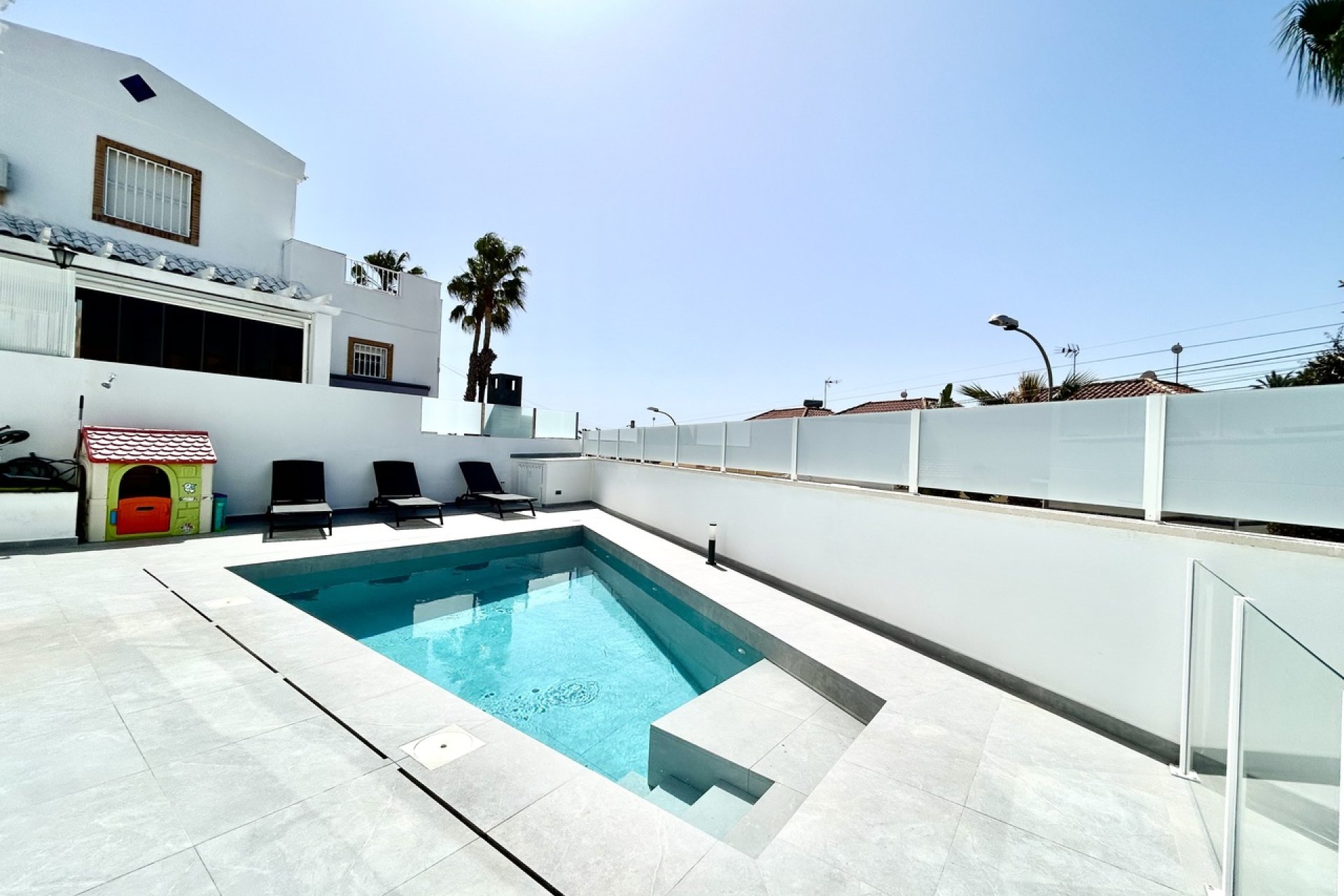 Resale - Villa - Orihuela Costa - Villamartin