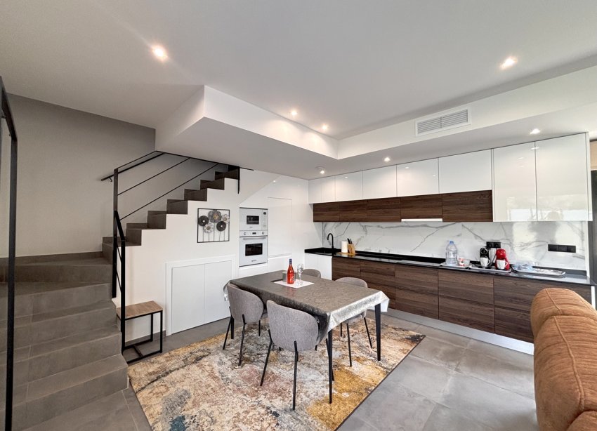 Resale - Villa - Orihuela Costa - Villamartín