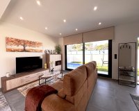 Resale - Villa - Orihuela Costa - Villamartín