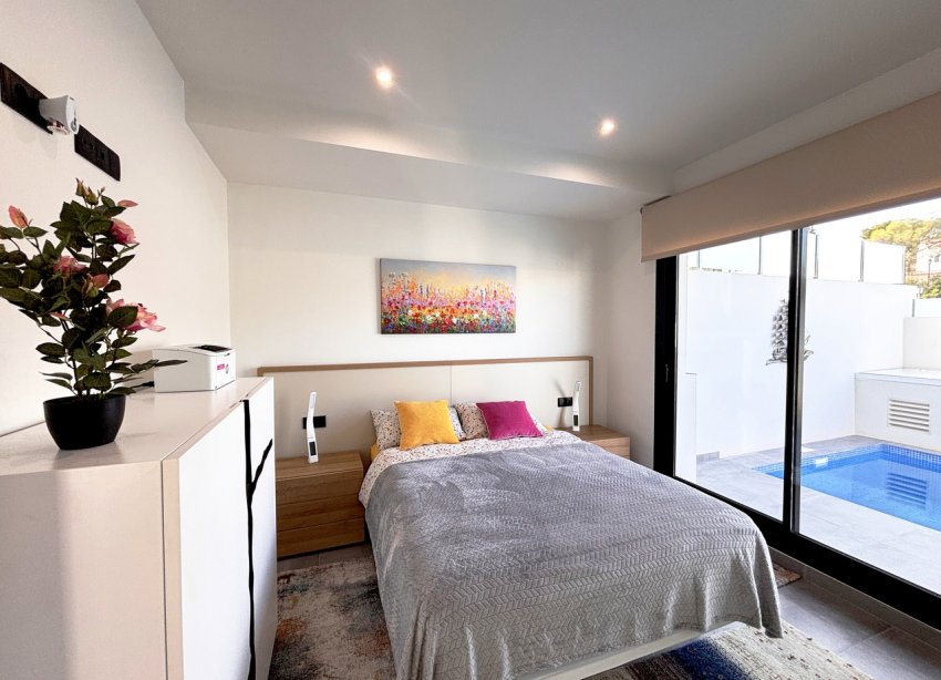 Resale - Villa - Orihuela Costa - Villamartín