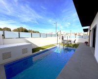 Resale - Villa - Orihuela Costa - Villamartín