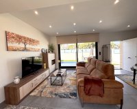 Resale - Villa - Orihuela Costa - Villamartín