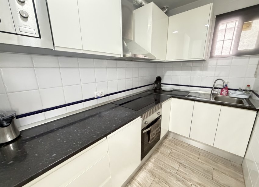Resale - Villa - Orihuela Costa - Villamartín
