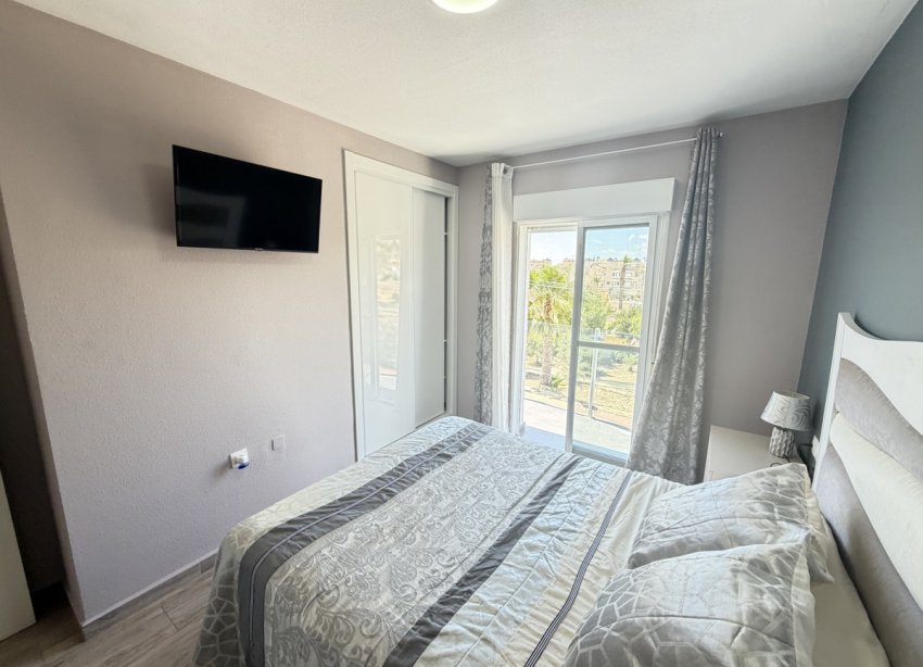 Resale - Villa - Orihuela Costa - Villamartín