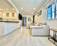 Resale - Villa - Orihuela Costa - Villamartín