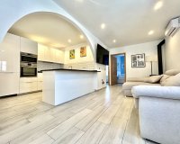 Resale - Villa - Orihuela Costa - Villamartín