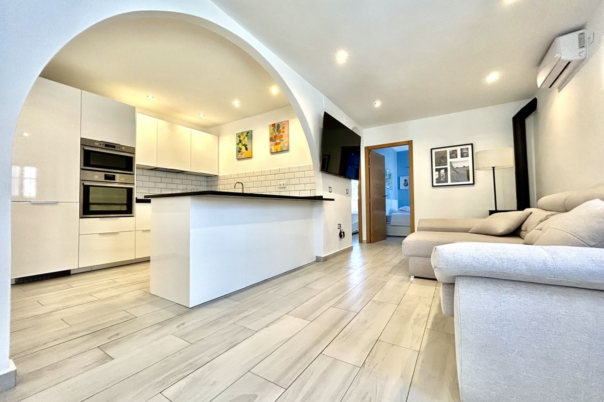 Resale - Villa - Orihuela Costa - Villamartín