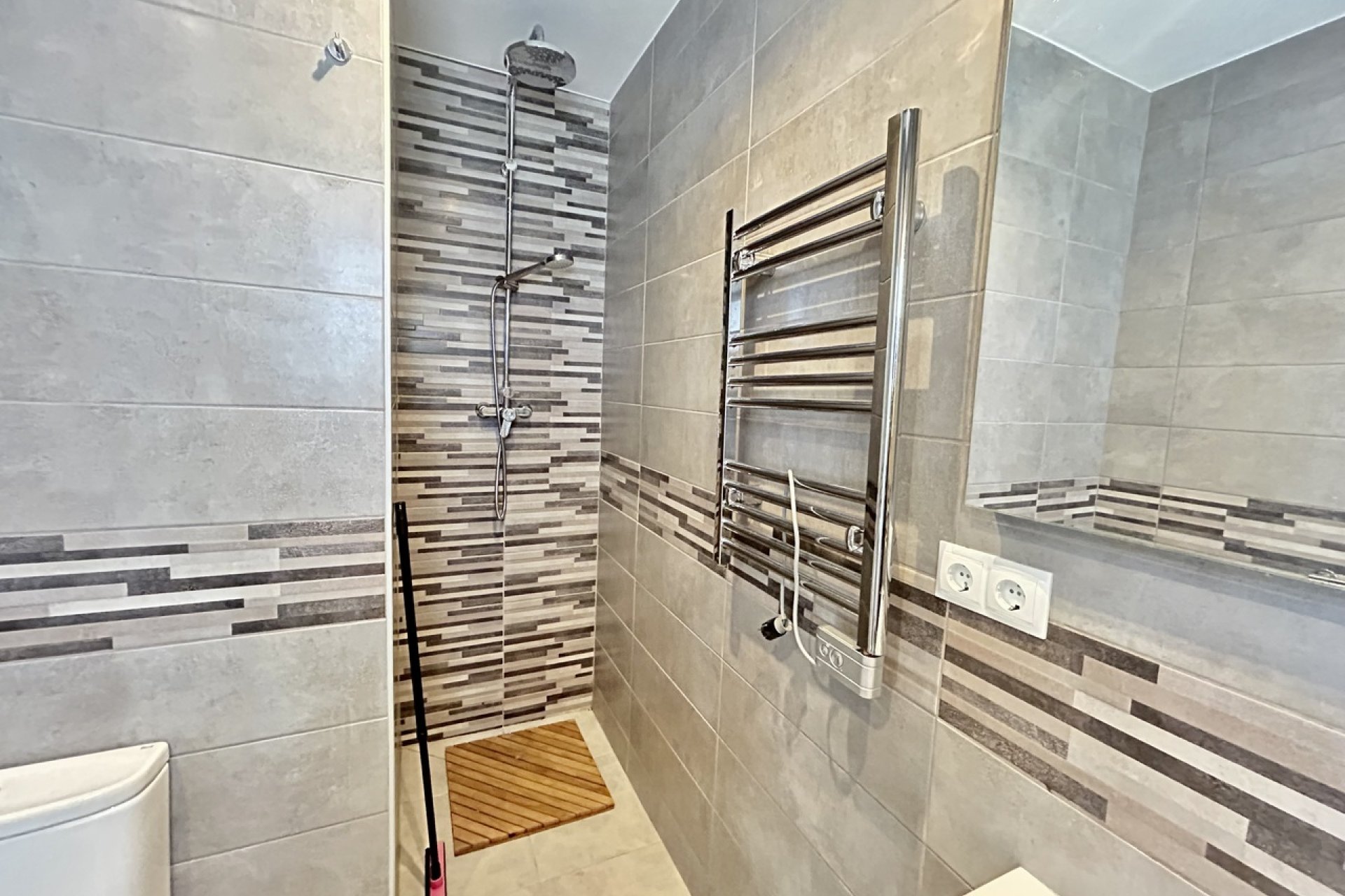 Resale - Villa - Orihuela Costa - Villamartín