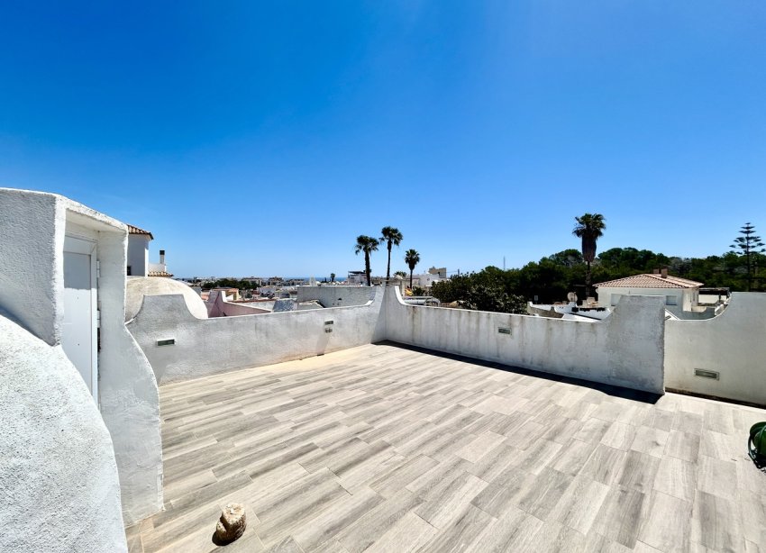Resale - Villa - Orihuela Costa - Villamartín