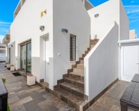 Resale - Villa - Orihuela Costa - Villamartín
