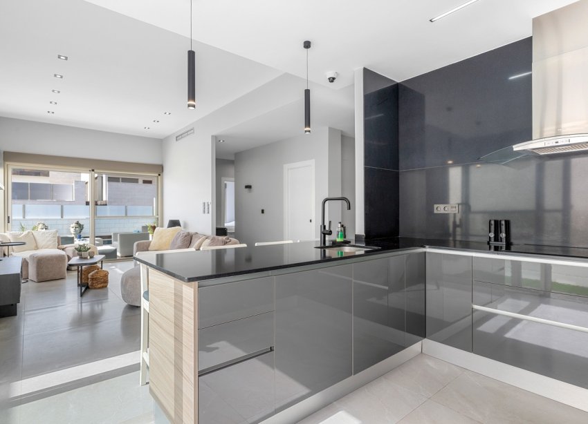 Resale - Villa - Orihuela Costa - Villamartín
