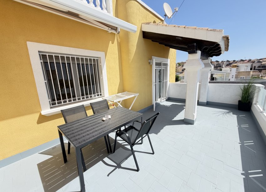 Resale - Villa - Orihuela Costa - Villamartín