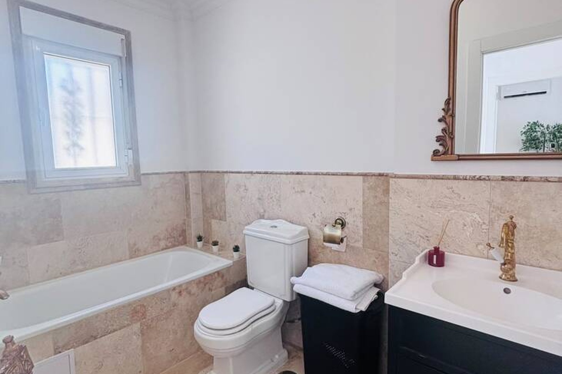 Resale - Villa - Orihuela Costa - Villamartín