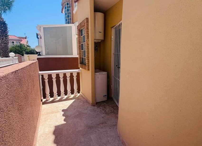 Resale - Villa - Orihuela Costa - Villamartín