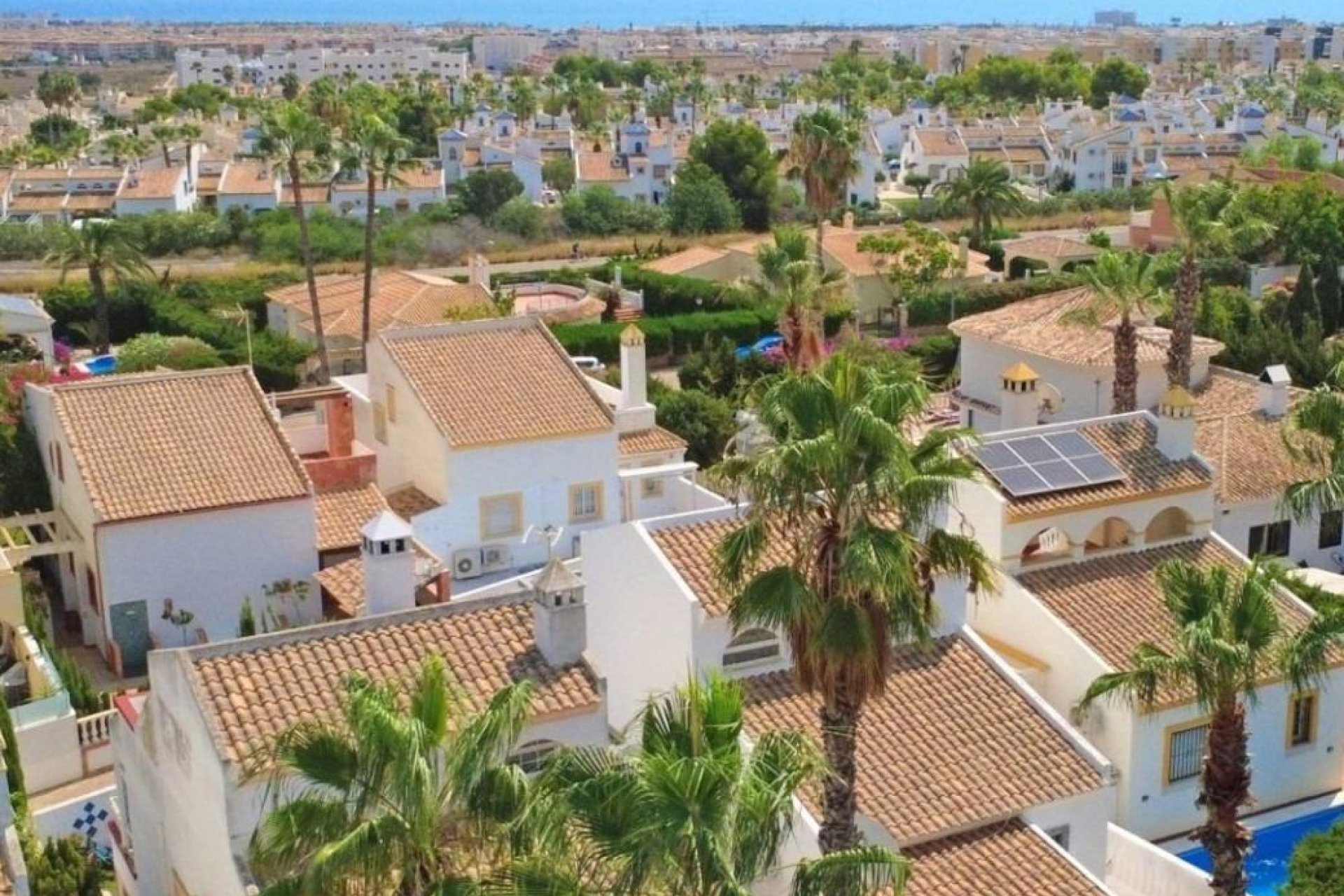 Resale - Villa - Orihuela Costa - Villamartín