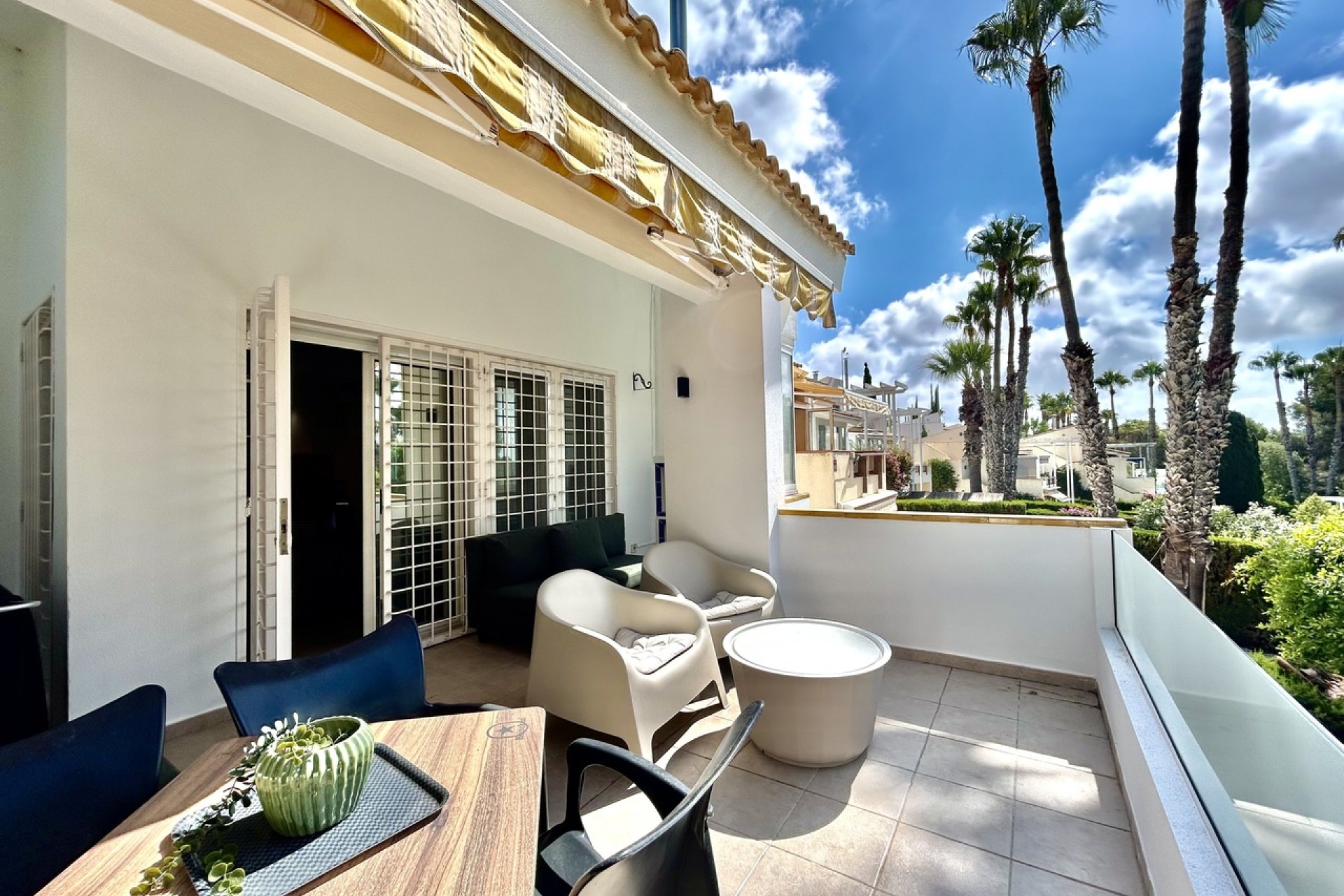 Resale - Villa - Orihuela Costa - Villamartín