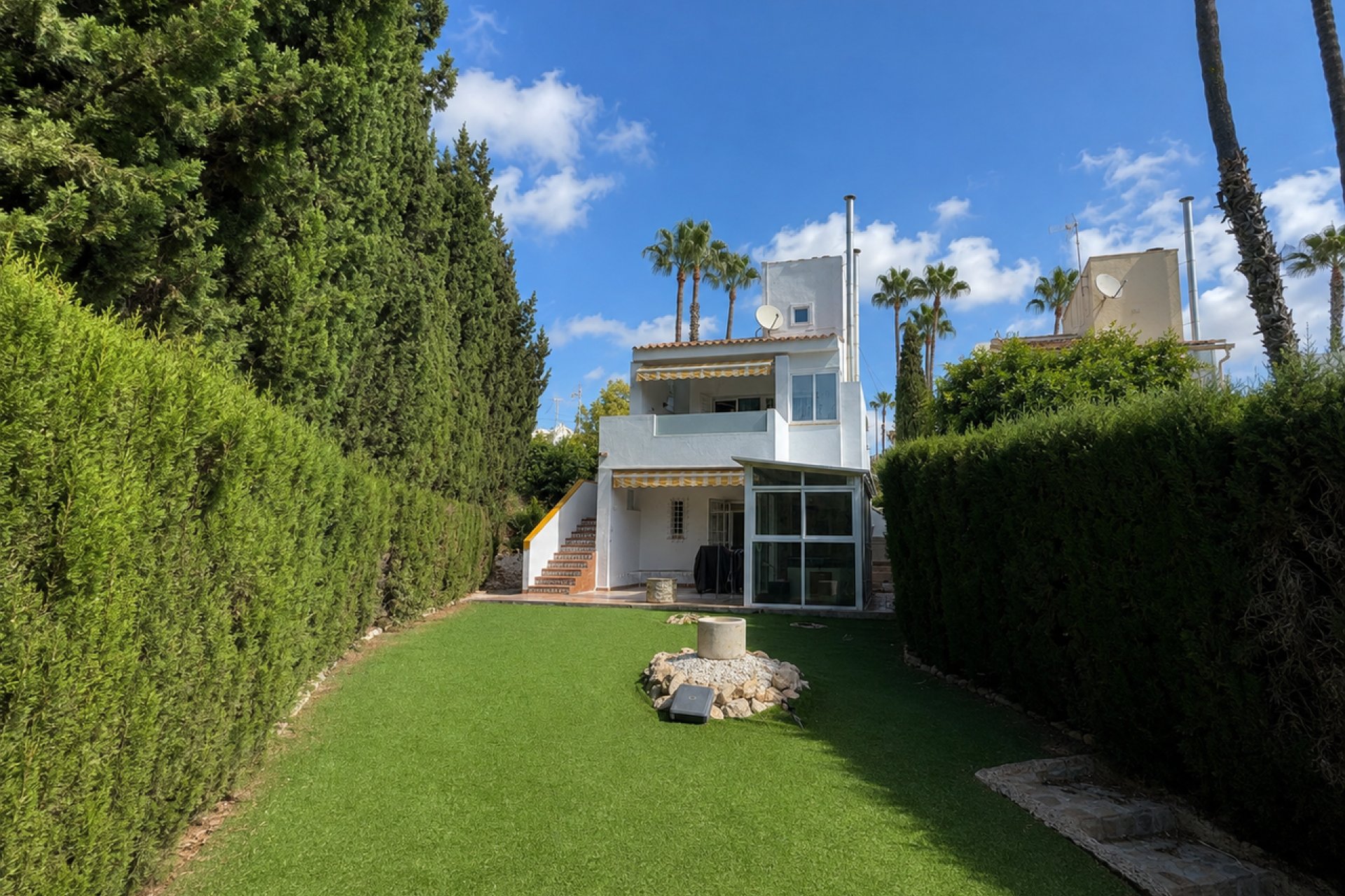 Resale - Villa - Orihuela Costa - Villamartín