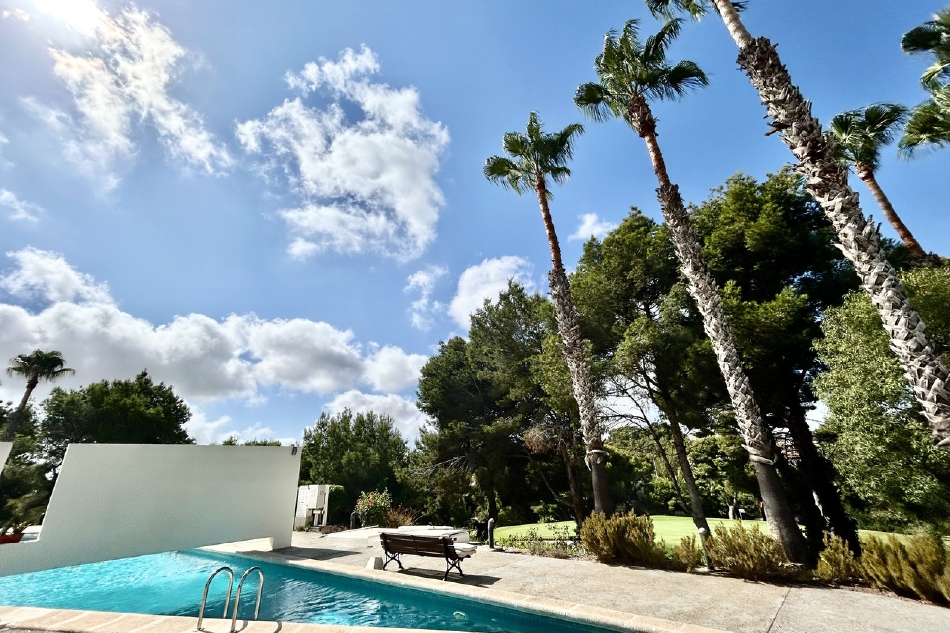 Resale - Villa - Orihuela Costa - Villamartín