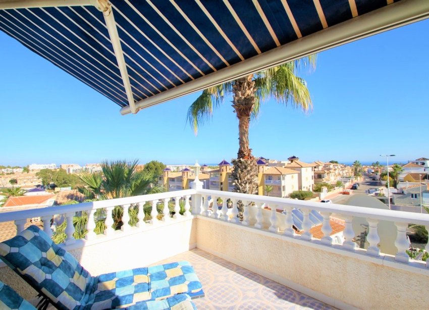 Resale - Villa - Orihuela Costa - Villamartín