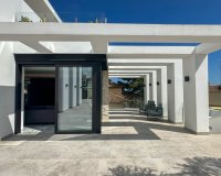 Resale - Villa - Orihuela Costa - Villamartín