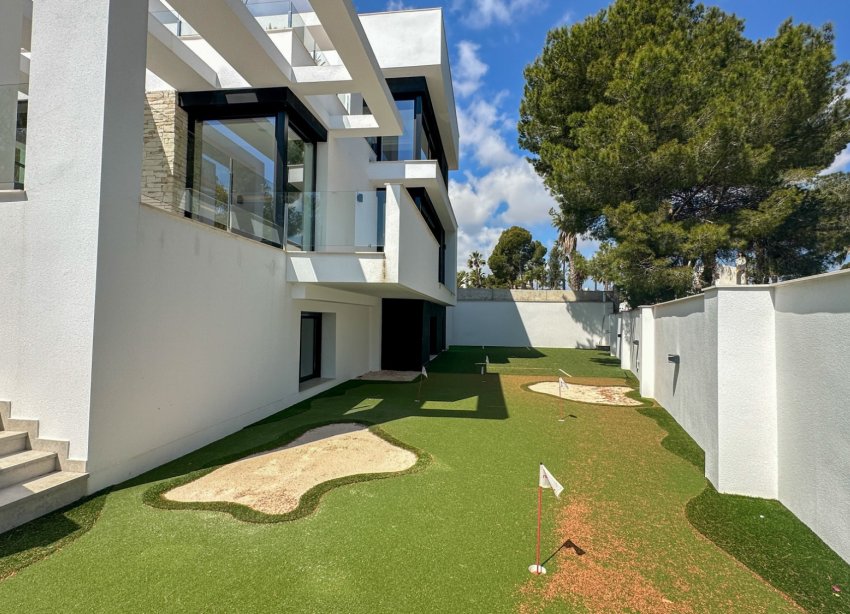 Resale - Villa - Orihuela Costa - Villamartín