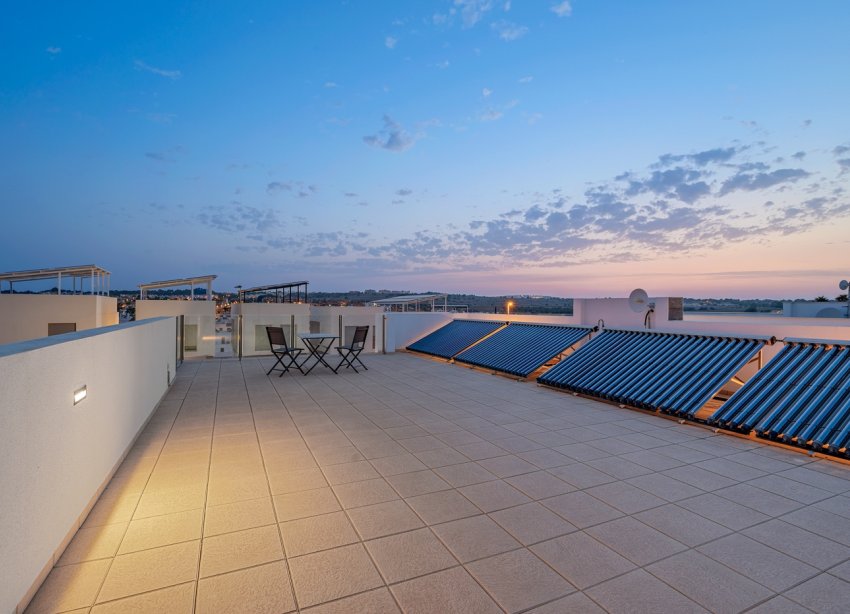 Resale - Villa - Orihuela Costa - Villamartín